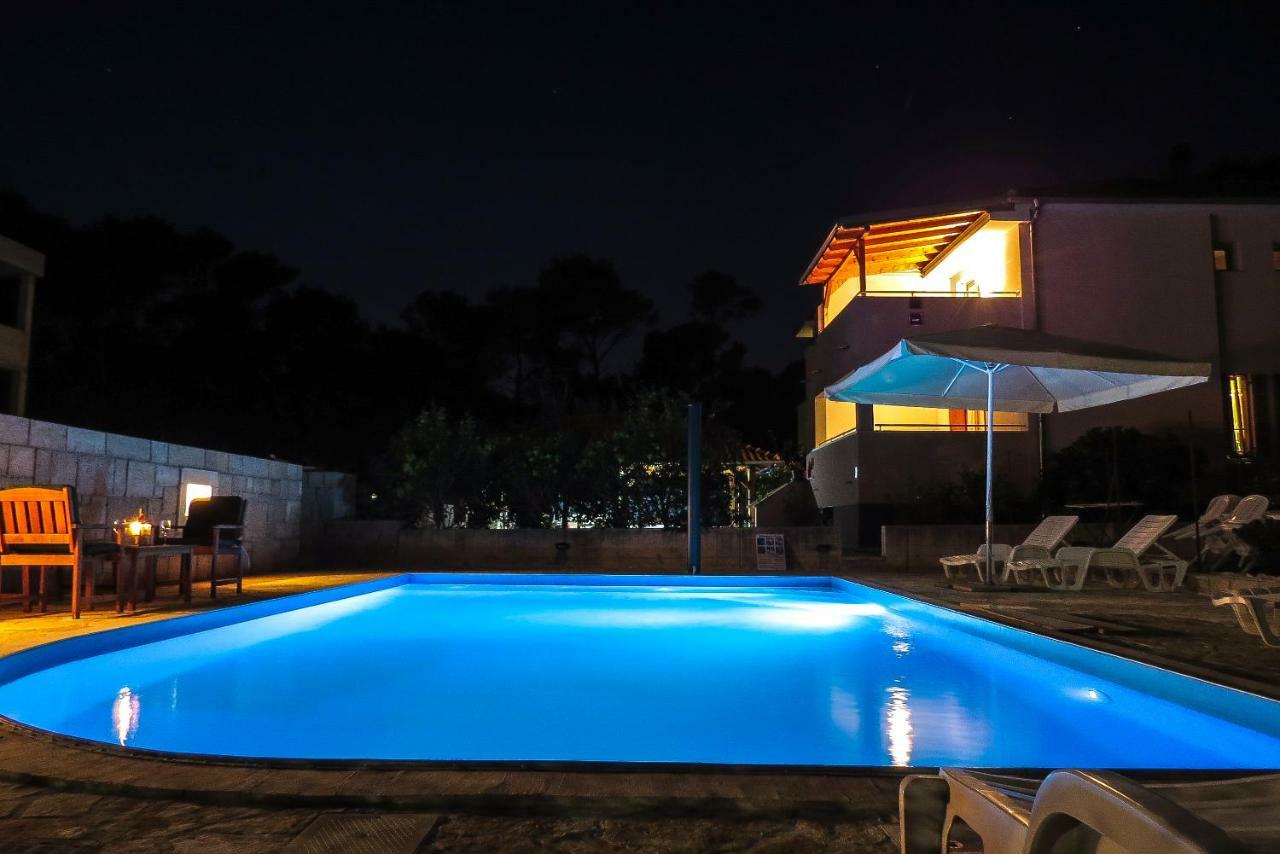 Villa Daria Pakostane Luaran gambar